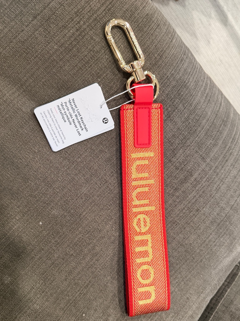 Lululemon Lunar New Year Never Lost Keychain - Oxford Red/Gold Buff - Picture 4 of 4